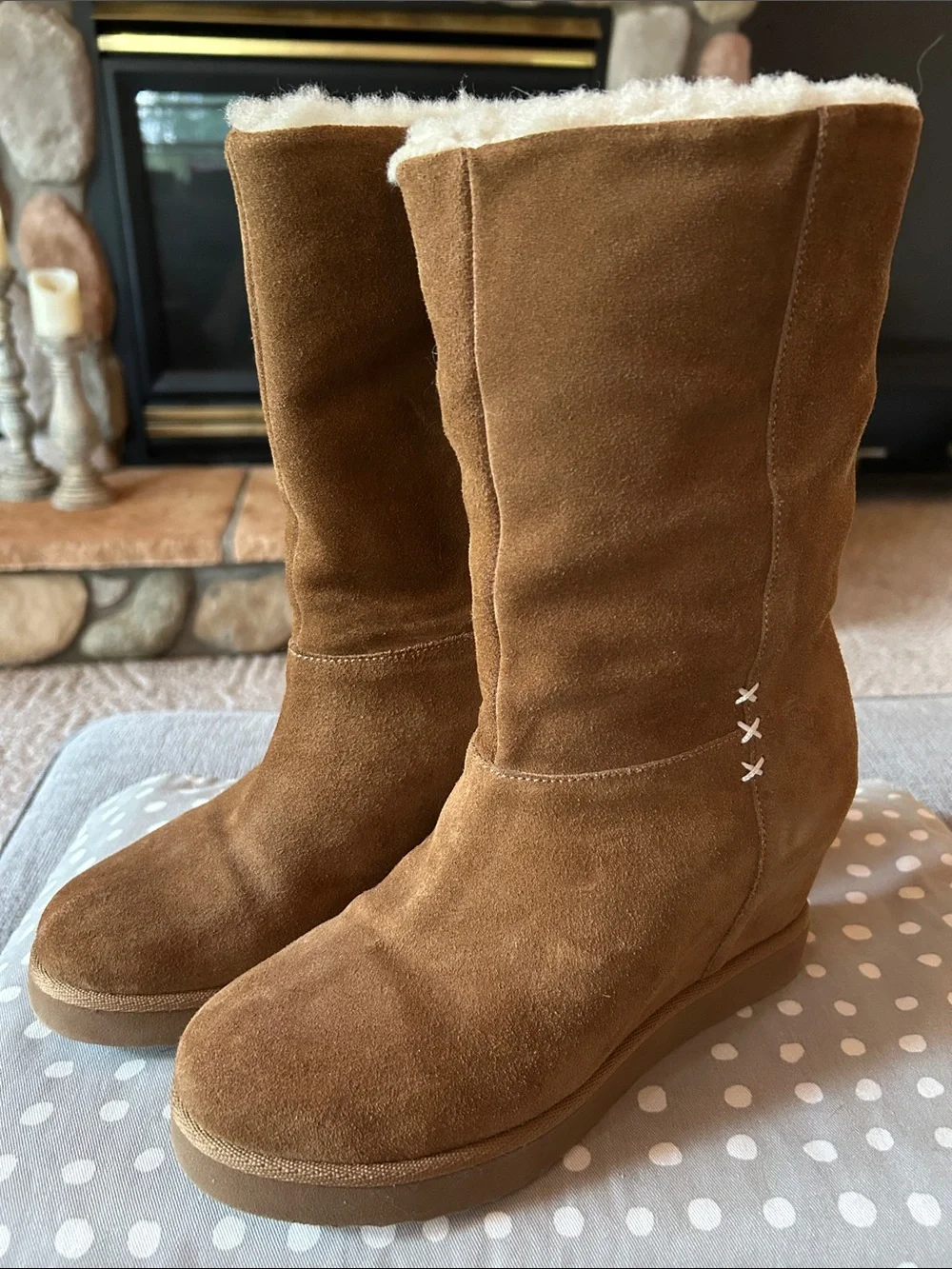 Kookaburra Women’s Chestnut LaCienaga Suede Wedge Boots, Size 8, NIB